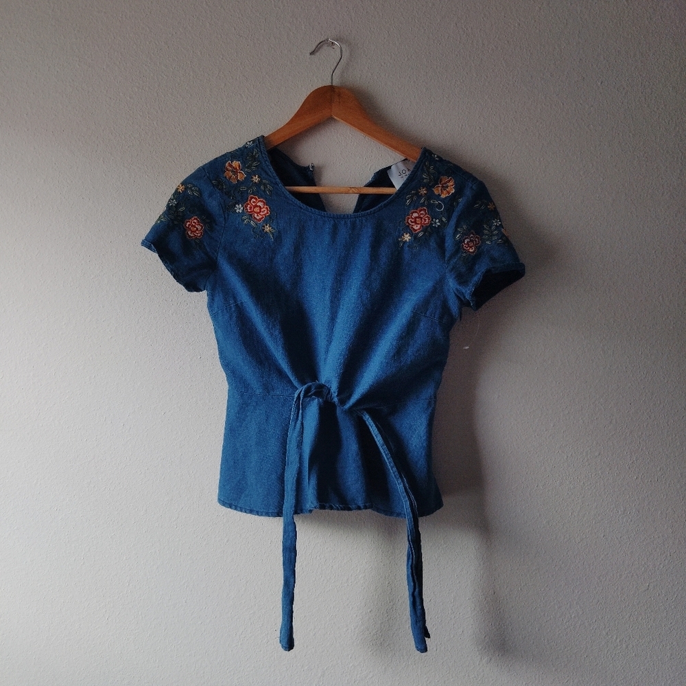 J.O.A Floral Embroidered Tie Top